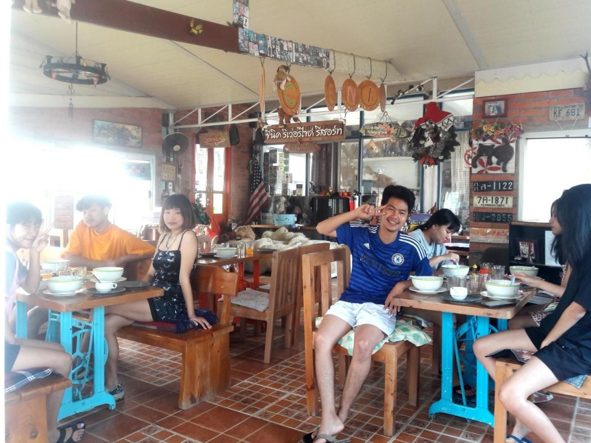 Scenic Riverside Resort Kamphaeng Phet Extérieur photo