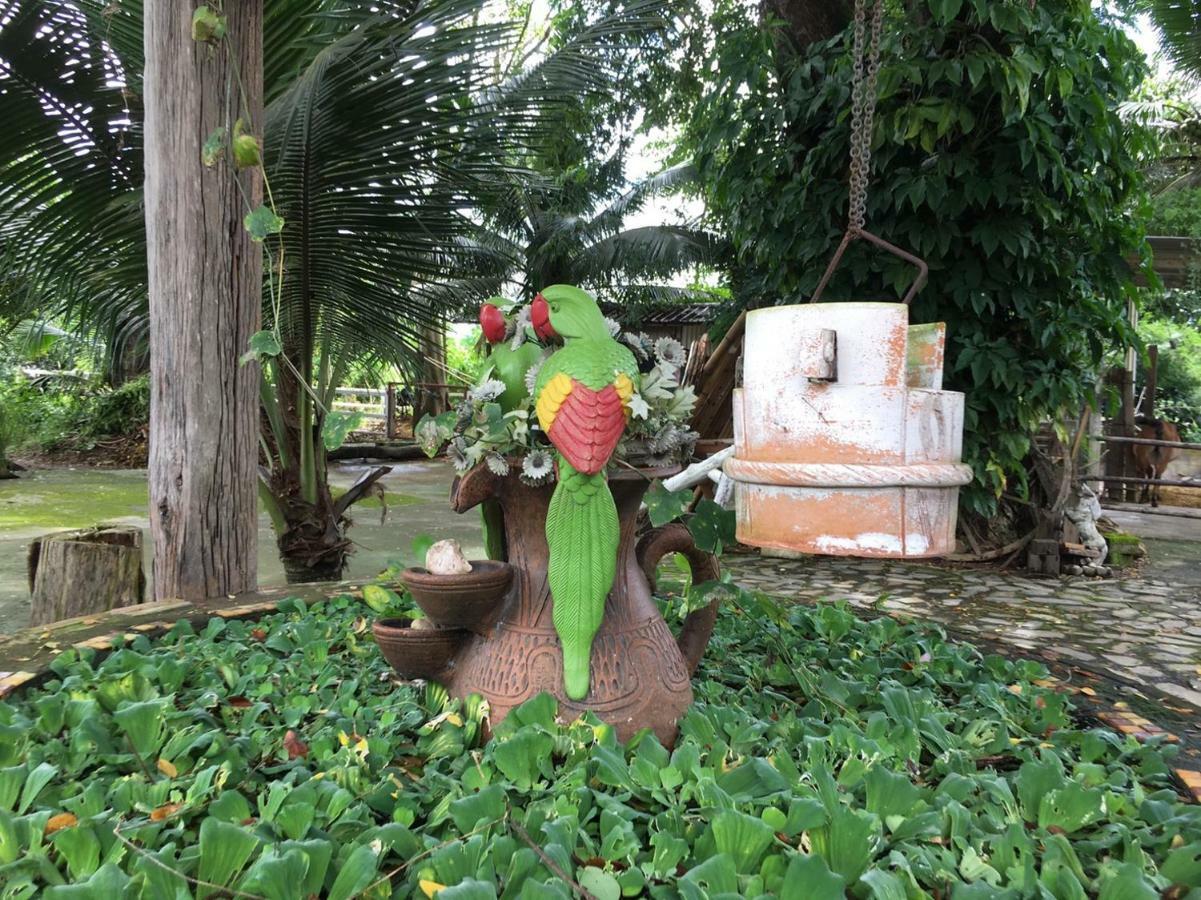 Scenic Riverside Resort Kamphaeng Phet Extérieur photo